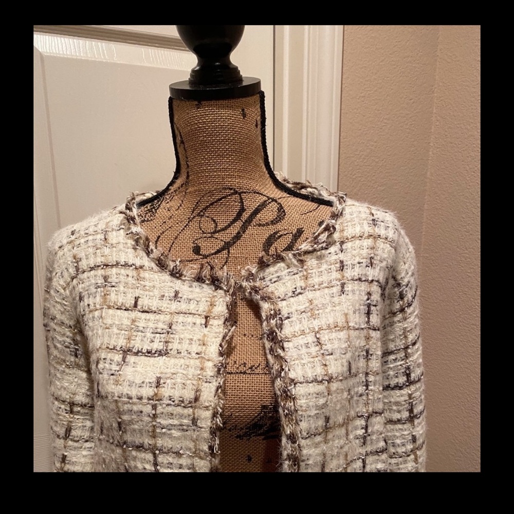 Women's Cream Tweed Jacket - Picture 5 of 8
